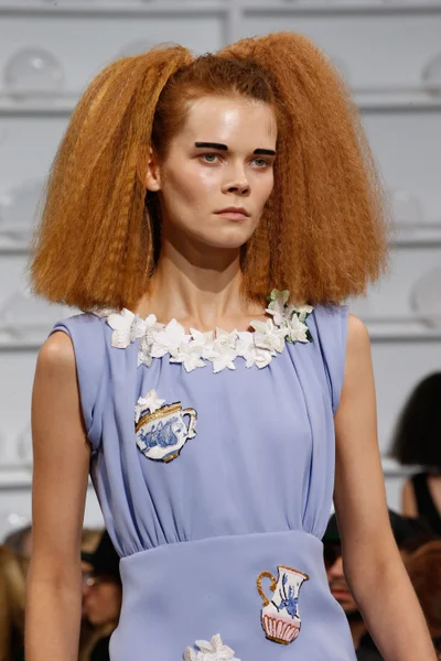 Look 80